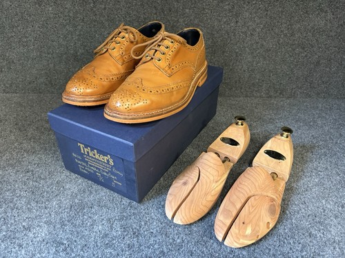 Trickers bourton 1001 - bourton,